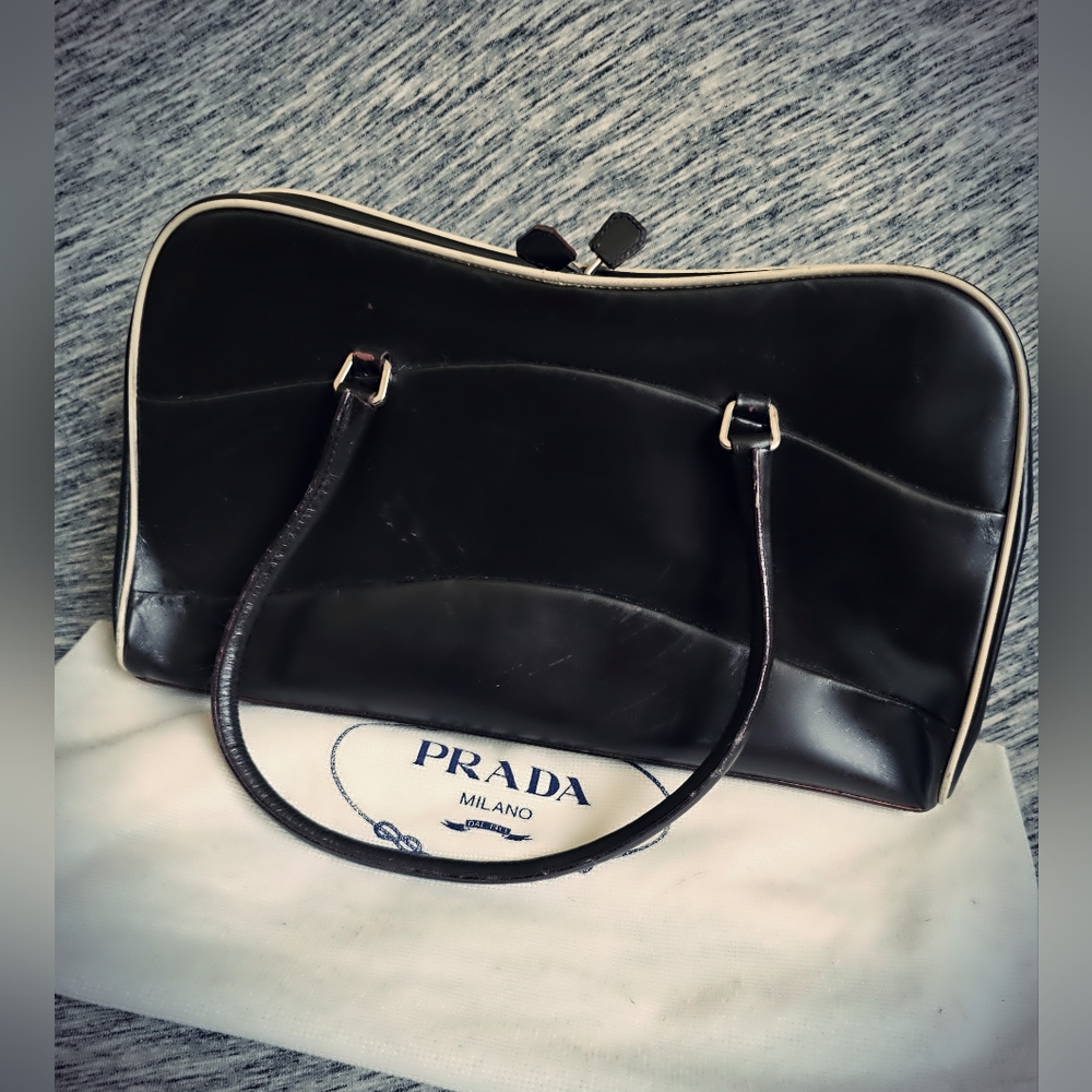 VINTAGE Prada Vitello Frame Bag - Picture 3 of 8